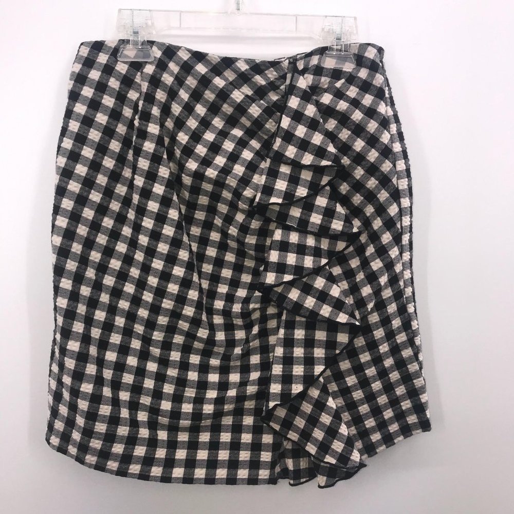 H&M WHITE & BLACK PLAID SKIRT